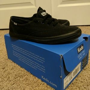 Black Keds